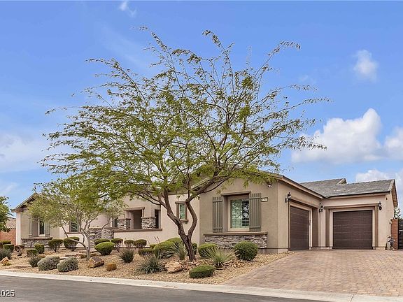4th image of 8303 Agave Bloom St