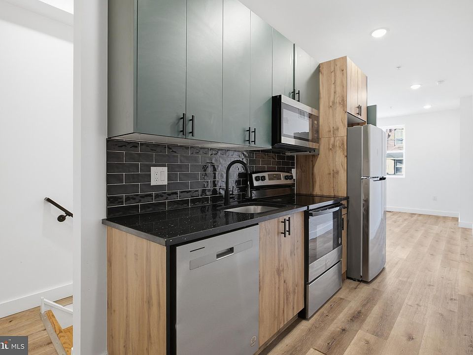 1st image of 4243 Mantua Ave #1