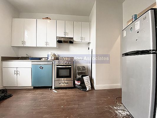 4th image of 285 St Nicholas Ave APT 61