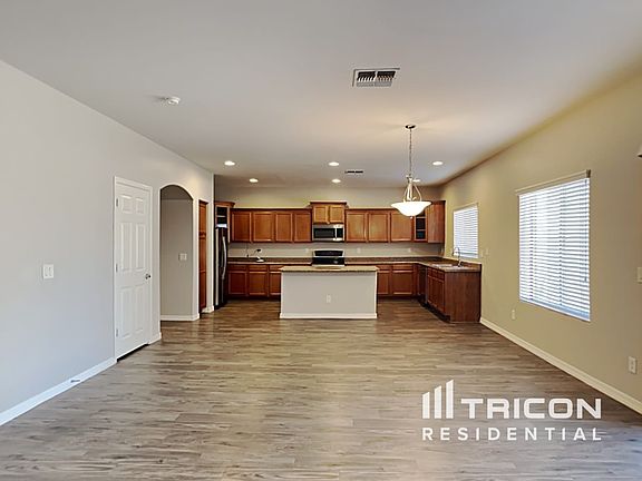 5th image of 42780 W Wild Horse Trl