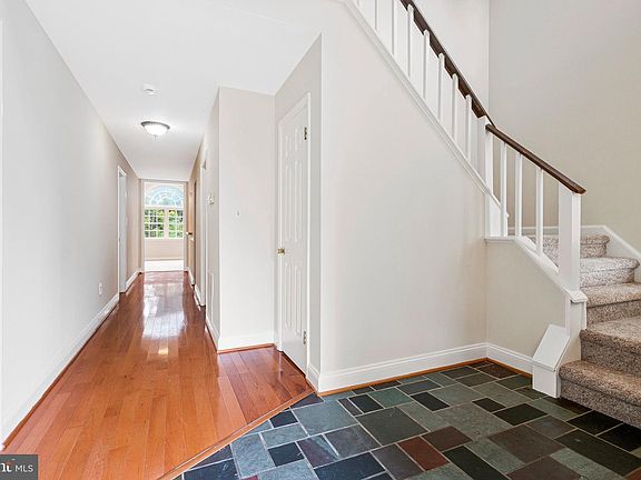 4th image of 8401 Potomac Ave