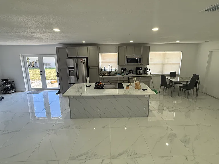 3615 Country Club Blvd #3 — Photo 5