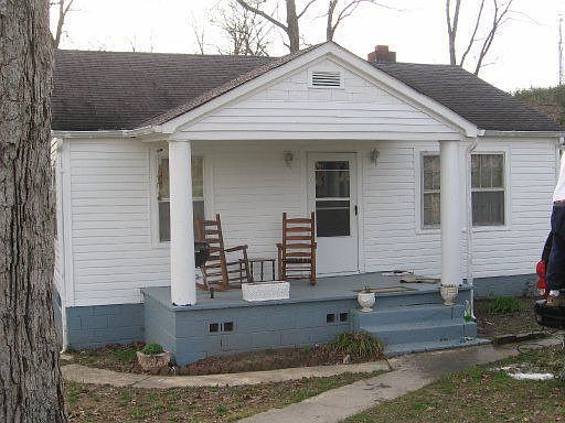 2nd image of 135 Green Ln