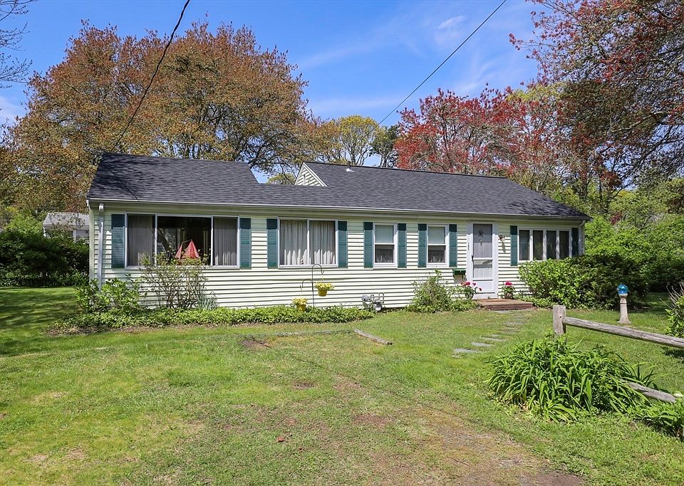 1st image of 105 Nantucket Ave