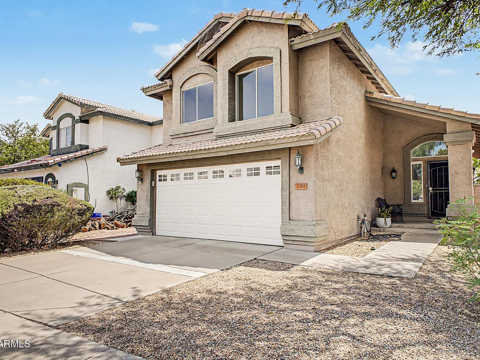 3 bed, 2.5 bath, 1761 sqft, $2,700 — Photo 2
