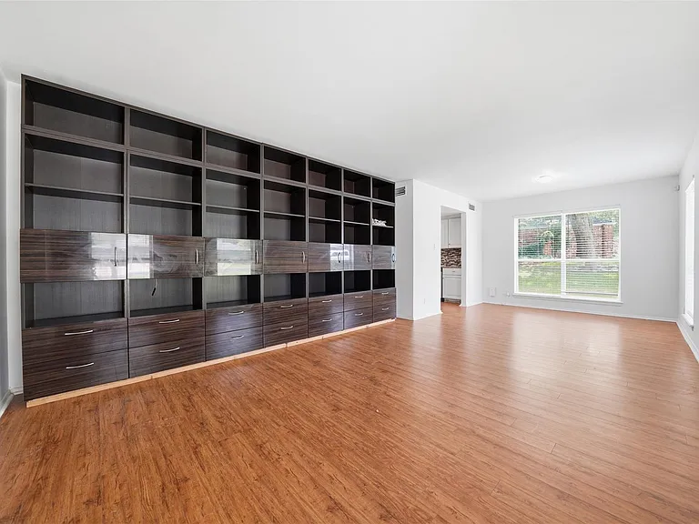 9005 Blue Quail Dr — Photo 16