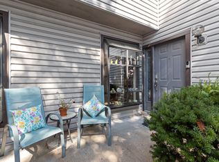 1707 Thorny Briar Dr, Saint Louis, MO 63146