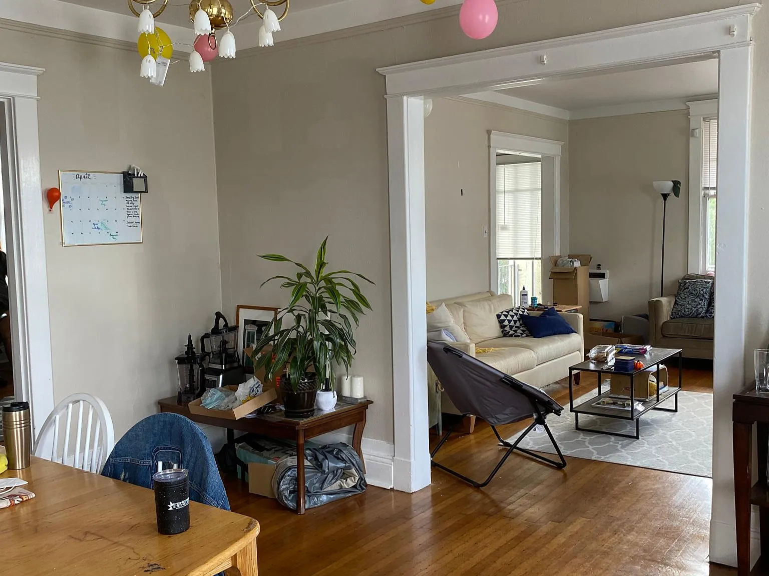 3 bed, 1800 sqft, $2,400 — Photo 3
