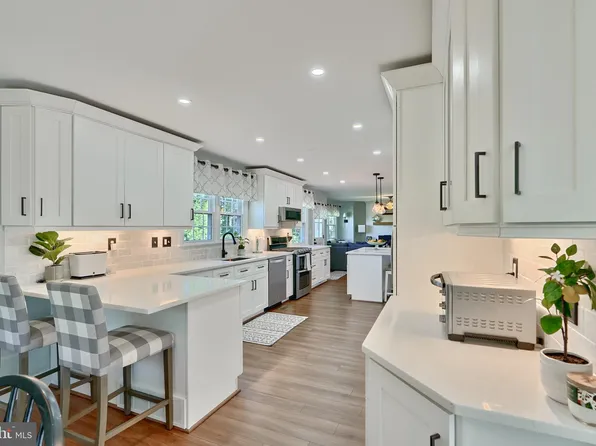 10602 Lancewood Rd, Cockeysville, MD 21030