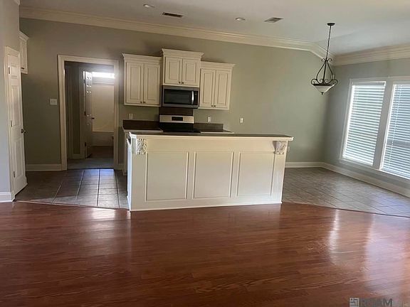4th image of 37196 Audubon Park Ave