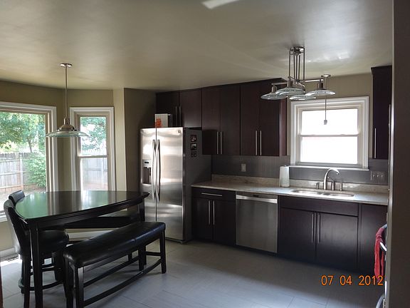 5th image of 2715 Waywood Dr