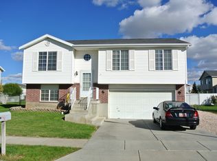 1552 N 2275 W, Clinton, UT 84015