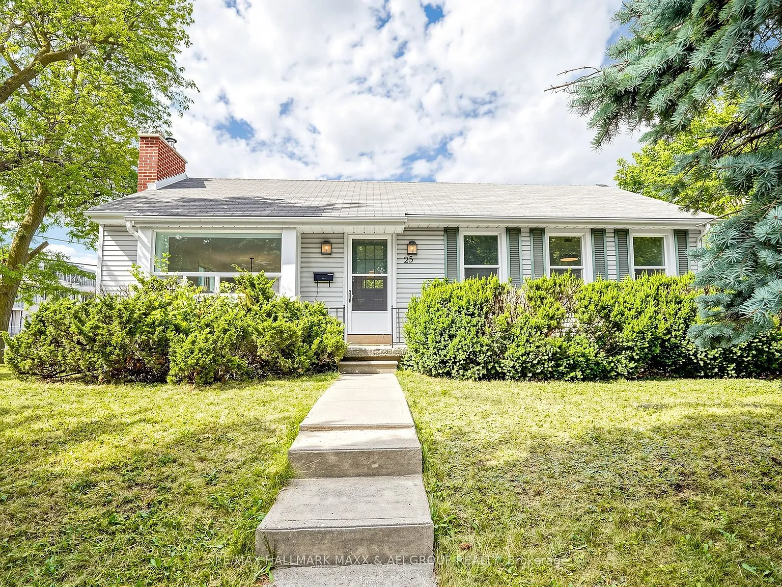 3 bed, $3,300 — Photo 1
