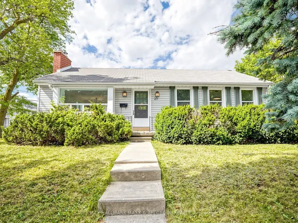25 Harding Blvd, Richmond Hill, ON L4C 1S7