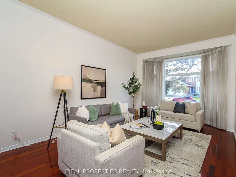 39 Huntings End Ave — Photo 8