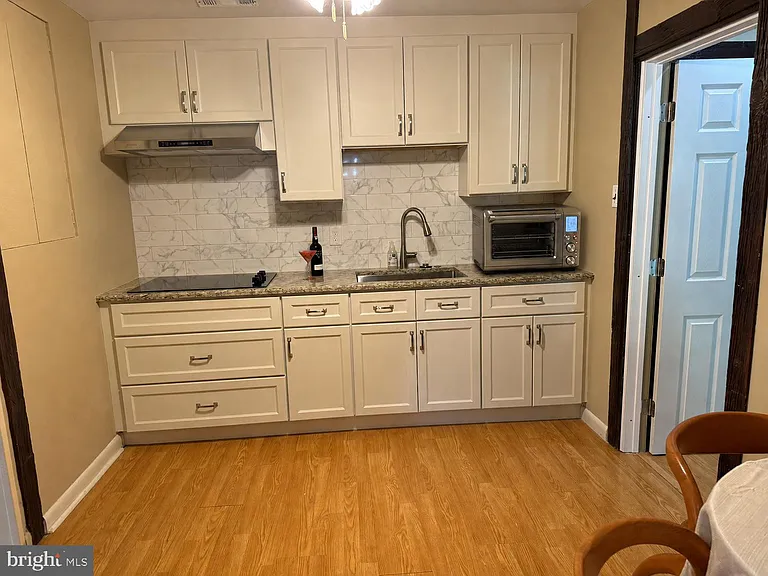417 Wingate Rd — Photo 11