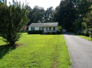 8435 Dell Ray Dr, Mechanicsville, VA 23116