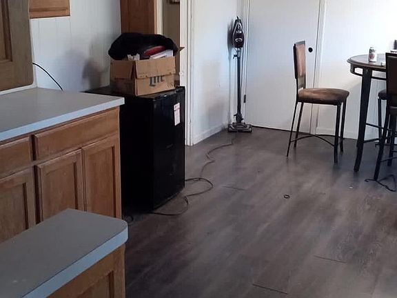 5th image of 408 Ballard Rd
