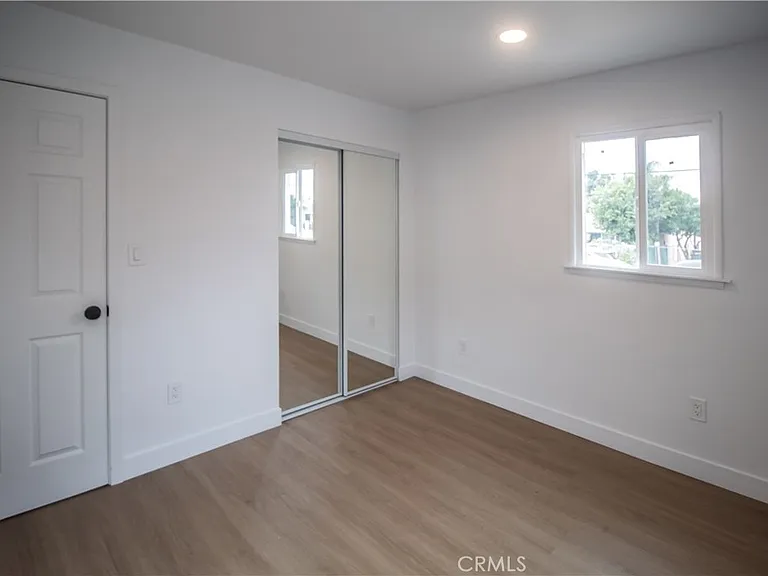 2214 Continental Ave — Photo 3