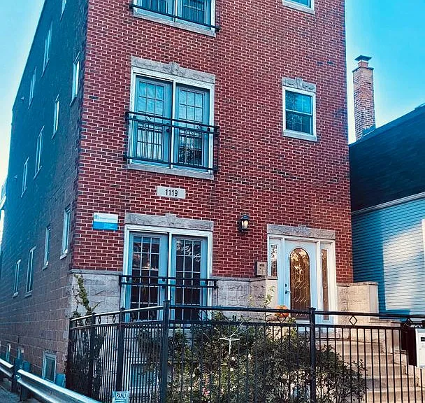Addison 1119 — Photo 15