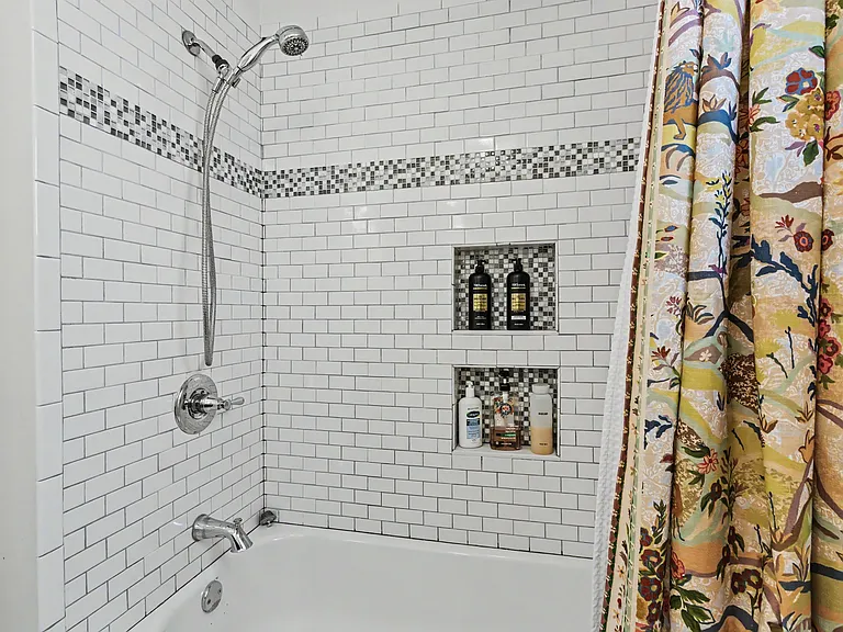 950 Johnson St — Photo 39