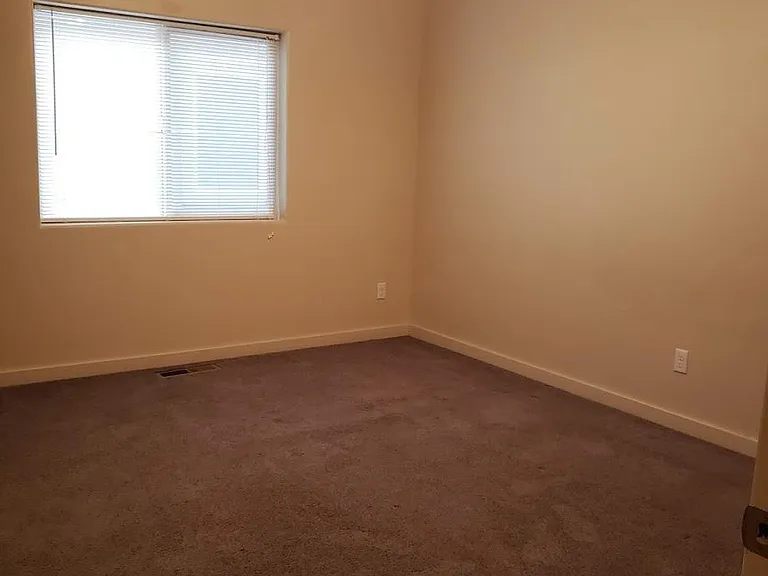 2802 N Leblanc Way — Photo 5