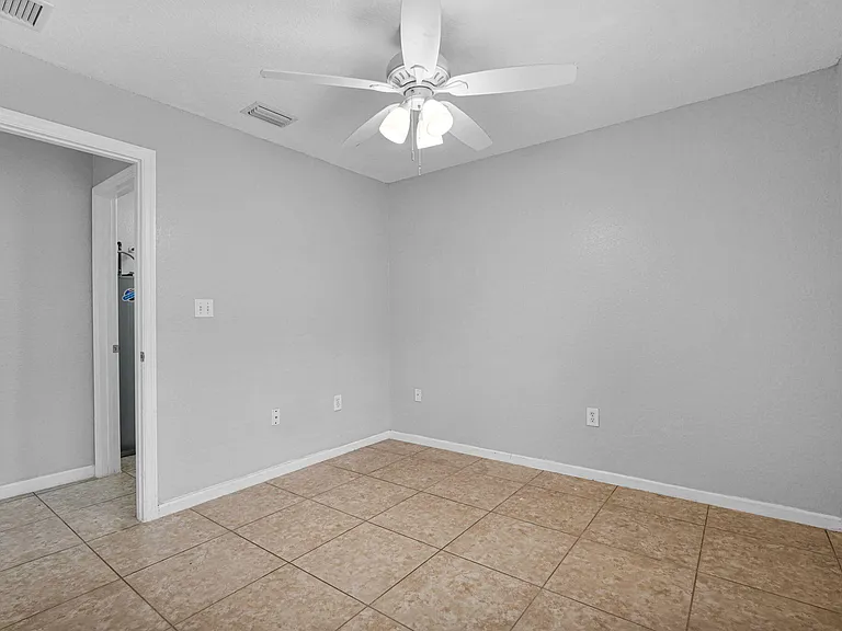 520 N Southridge Rd — Photo 10
