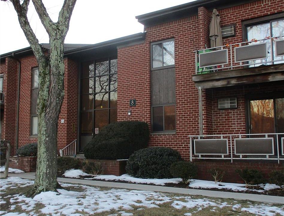 1st image of 8 Charles Ln APT 2A