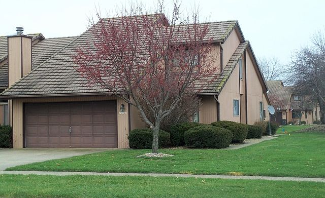 1st image of 1009A Lakewood Dr