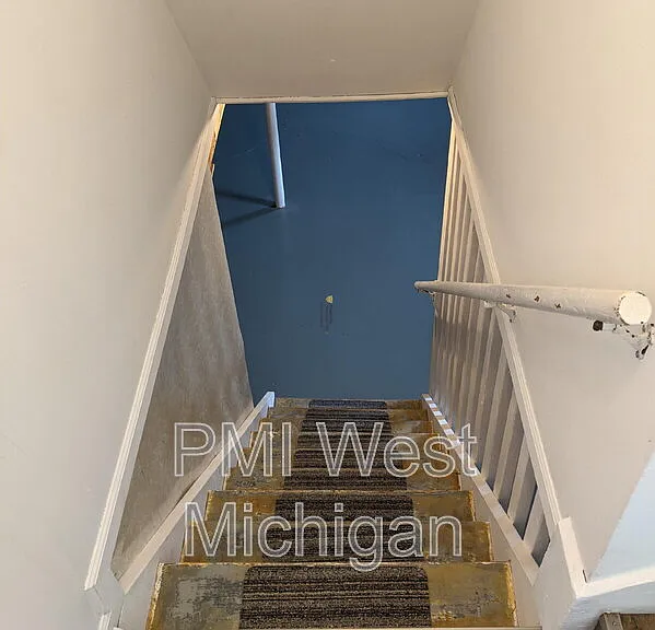 2102 36th St SW — Photo 15
