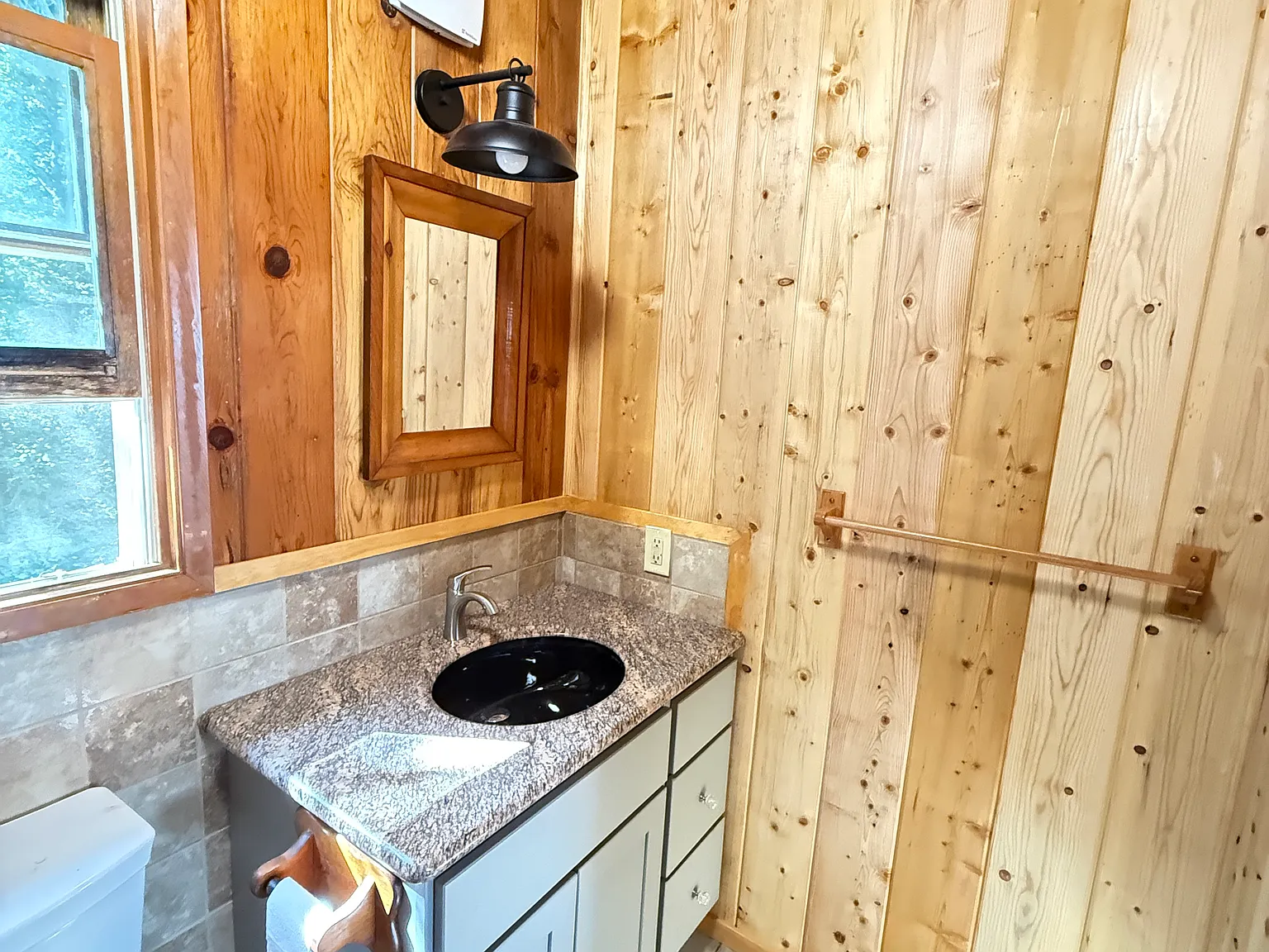 Studio, 368 sqft, $1,900 — Photo 3