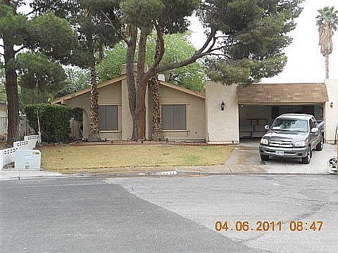 2nd image of 4870 Aveneda Grande