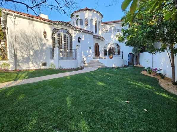 2232 N New Hampshire Ave, Los Angeles, CA 90027