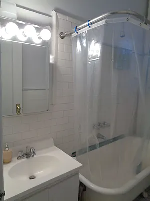 Rented by Metropolitan Equities | media 21