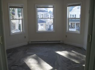 23-25 Carlisle St, Springfield, MA 01109