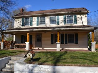 520 River Rd, Phillipsburg, NJ 08865