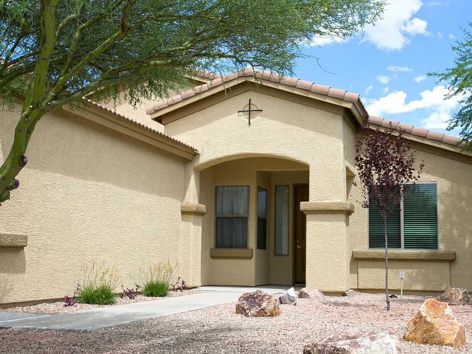 1st image of 709 E Blue Rock Way
