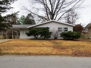 2007 W Gray Dr, Carbondale, IL 62901