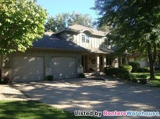 12073 Holly St NW, Coon Rapids, MN 55448