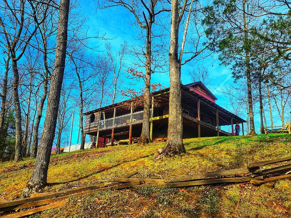 1st image of 538 Peacock Way