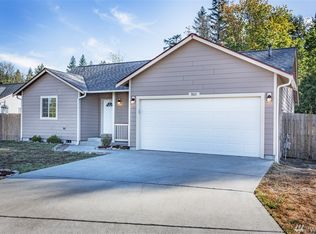 907 Cody St SE, Rainier, WA 98576
