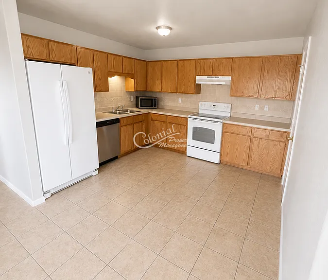 406 W Dale Ave #A — Photo 3