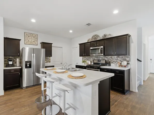 14846 Cypress Hollow Dr, New Caney, TX 77357