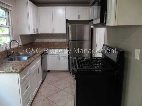 116 Maple St #2, Santa Cruz, CA 95060