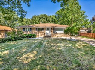 6487 Hawthorne Cir, Parma, OH 44134