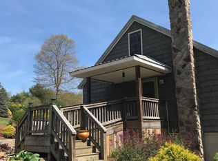 944 Hylton Hollow Rd SW, Willis, VA 24380