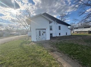 1750 S Jefferson St, Tilton, IL 61833