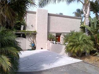 1st image of 361 N Acacia Ave N