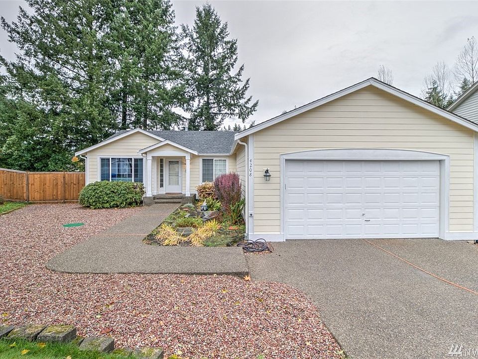 1st image of 4208 Juniper Ct SE
