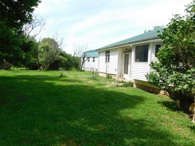 1883 State Road O, Macks Creek, MO, 65786